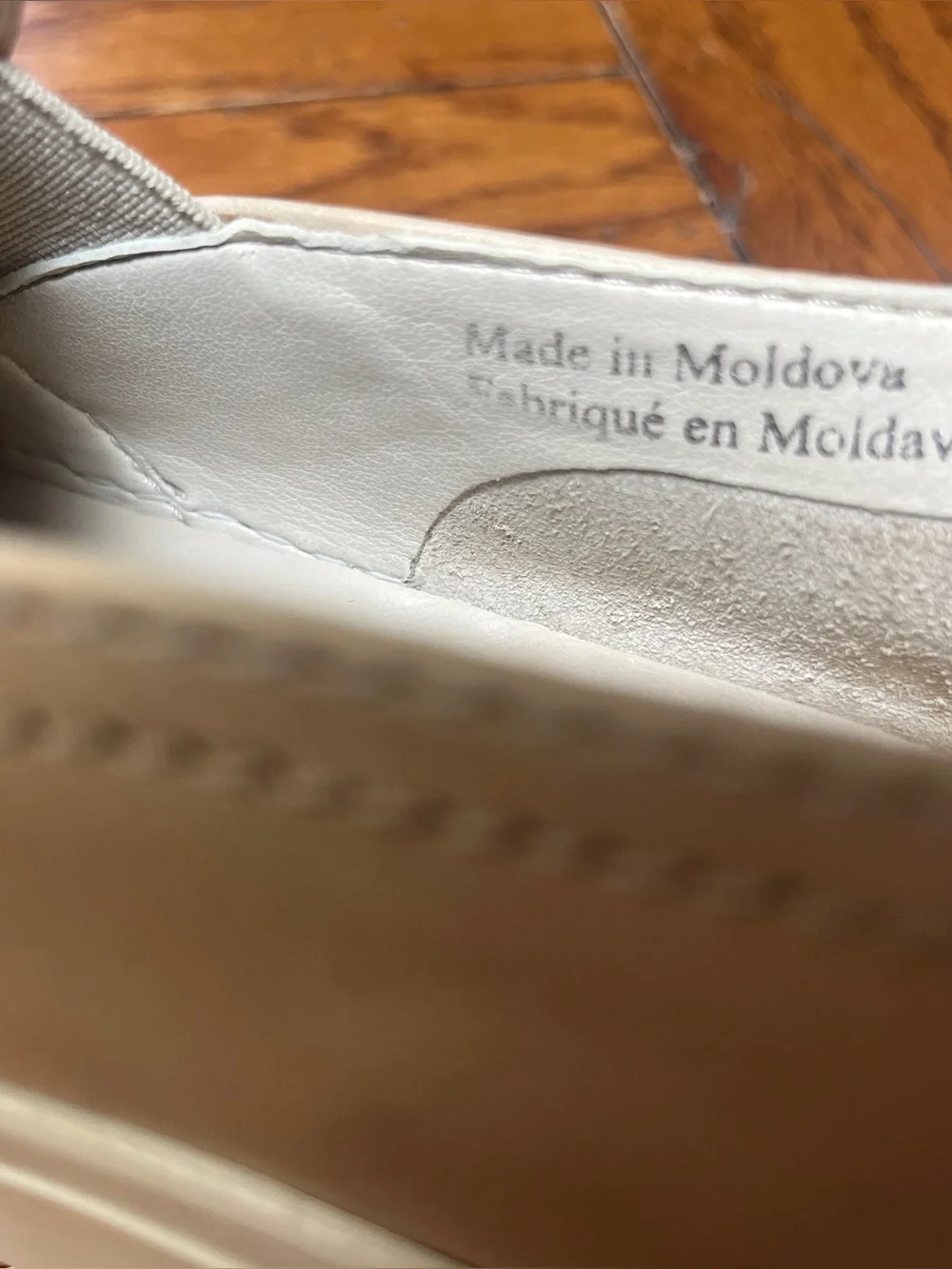 The Flexx Women’s slip on shoes 6.5